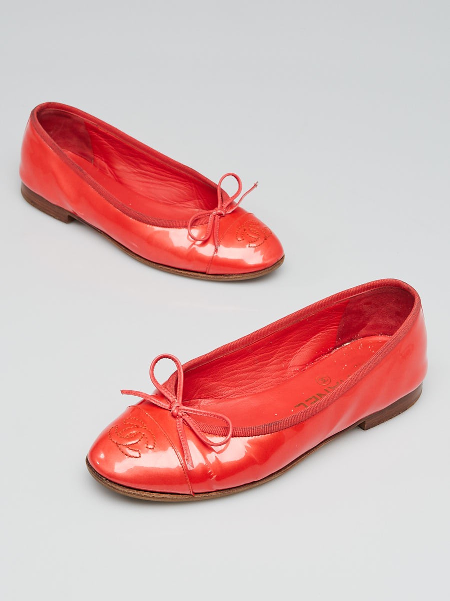 Chanel Light Red Patent Leather Cap Toe CC Ballet Flats Size 4 34.5