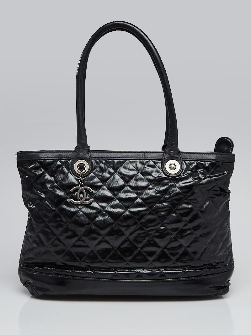 Chanel Black Striated Quilted Coated Canvas Rue Cambon Tote Bag