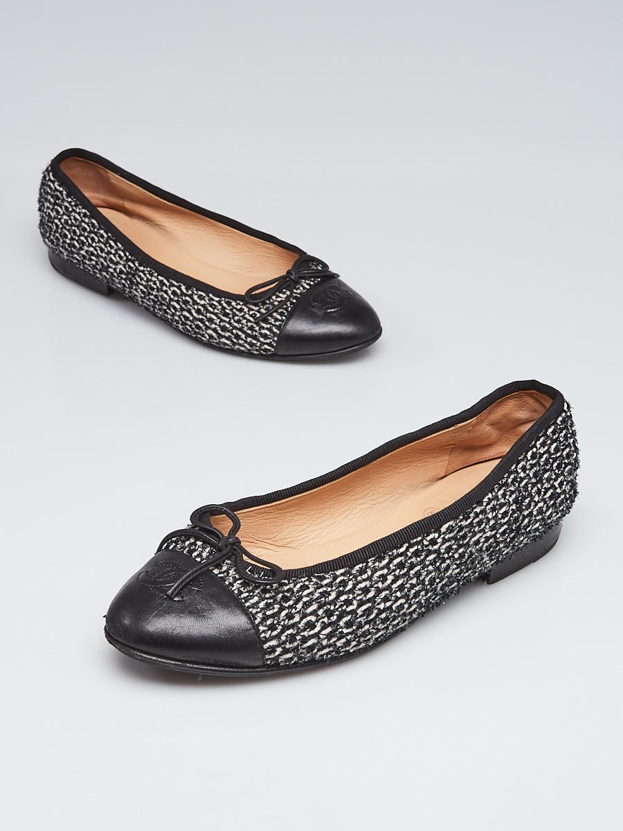 Chanel Black White Tweed Cap Toe Ballet Flats Size 5.5 36