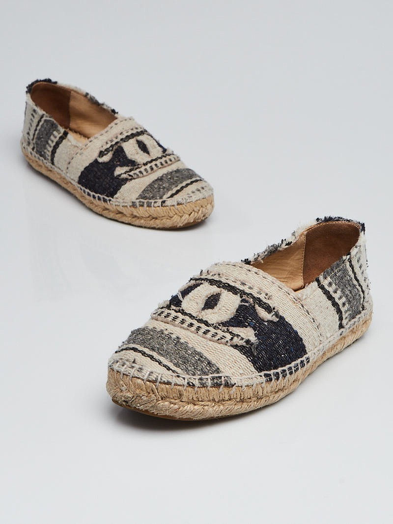 Chanel Grey Beige Striped Woven Canvas Cap Toe CC Espadrille Flats Size 5.5 36