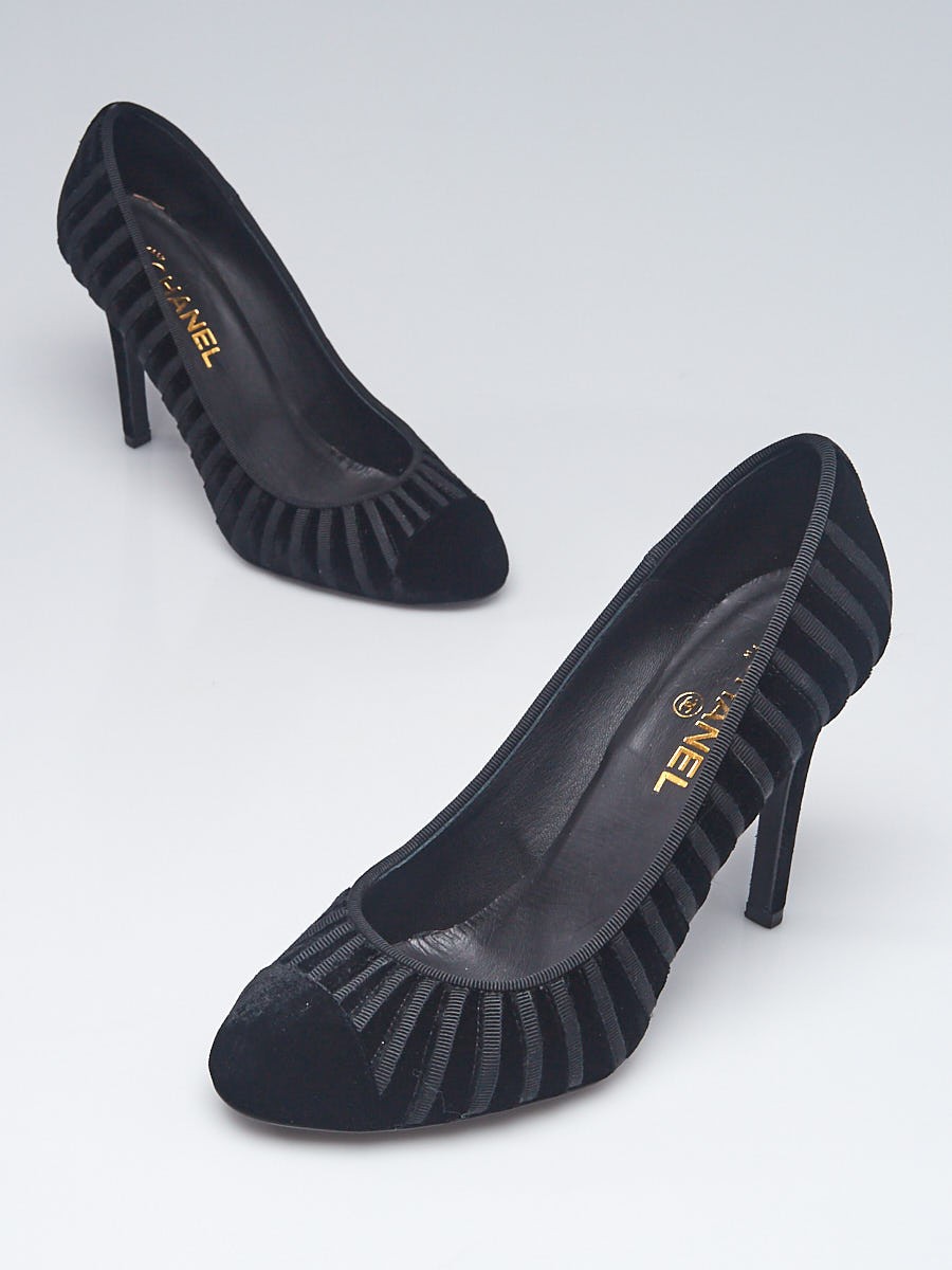 Chanel Black Velvet Grosgrain Striped Cap Toe Pumps Size 10.5 41