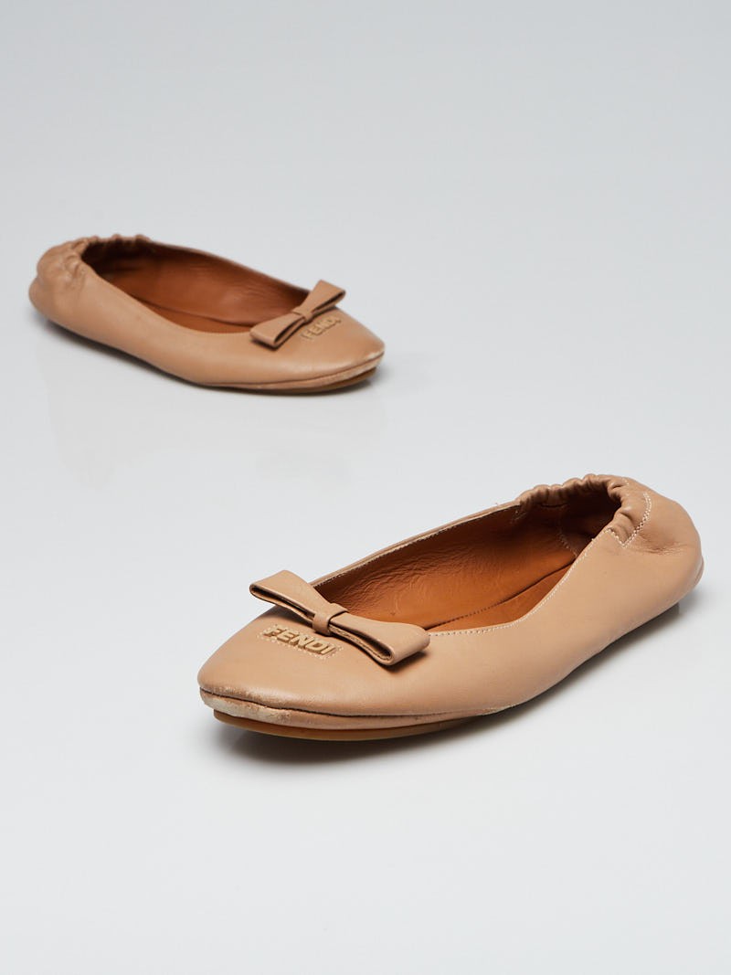 Fendi Beige Leather Bow Flats Size 5 35.5
