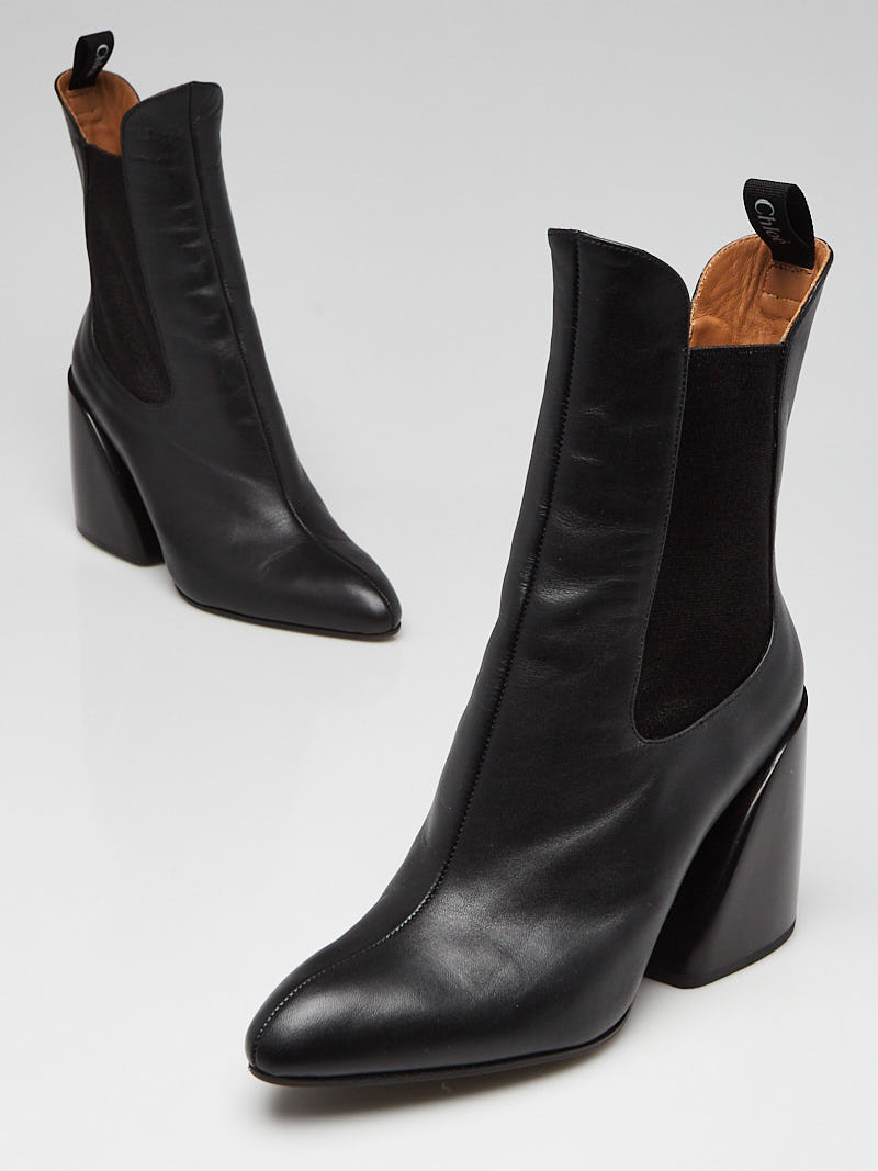 Chloe Black Leather Pointed Toe Ankle Boots Size 4.5 35