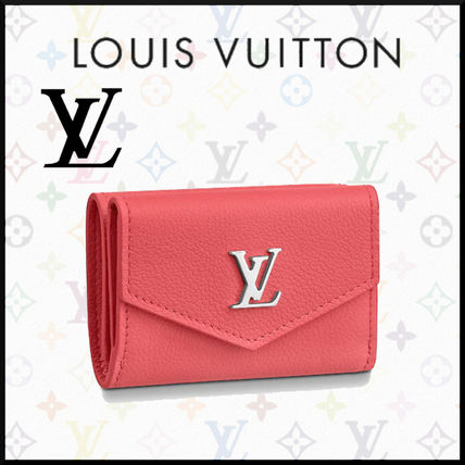 Louis Vuitton LOCKME 2020 Cruise Unisex Calfskin Plain Leather Folding Wallet Small Wallet M69067 