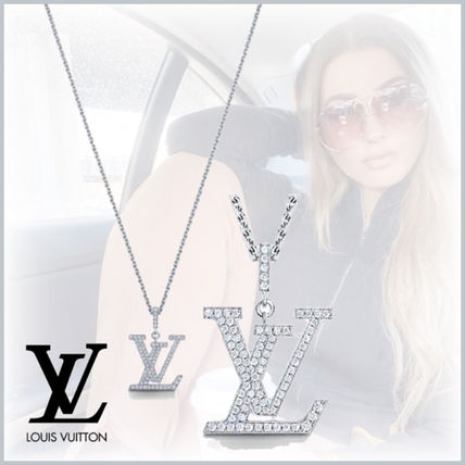 Louis Vuitton 2020 SS Lv Idylle Blossom Pendant White Gold And Diamonds Q93670 