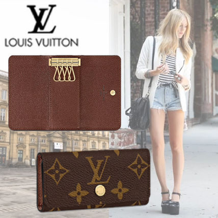 Louis Vuitton 4 Key Holder M69517 