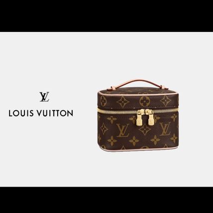 Louis Vuitton MONOGRAM Monogram Canvas Pouches &amp; Cosmetic Bags 