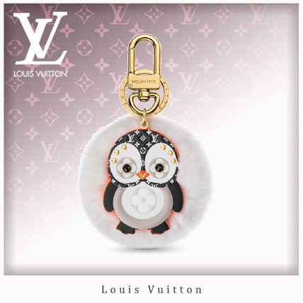 Louis Vuitton 2020 SS Penguin Fur Bag Charm And Key Holder M69007 
