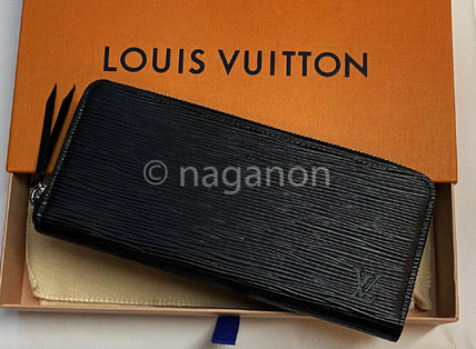 Louis Vuitton EPI Unisex Plain Leather Long Wallet Logo Long Wallets 