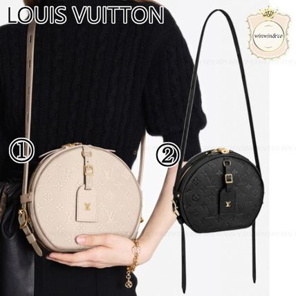 Louis Vuitton Monogram Leather Elegant Style Shoulder Bags 