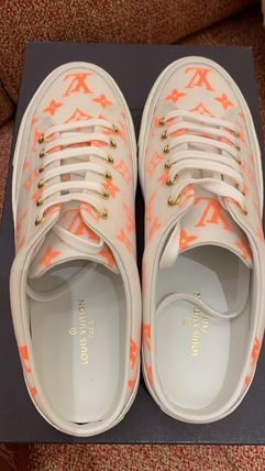 Louis Vuitton MONOGRAM Low Top Sneakers 1A65ZH 