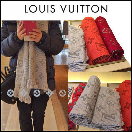 Louis Vuitton 2016 17AW Elegant Style Lightweight Scarves &amp; Shawls 