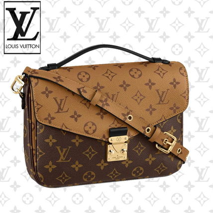 Louis Vuitton 2020 SS Monogram Casual Style Office Style Elegant Style Crossbody M44876 