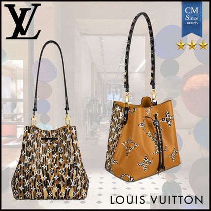 Louis Vuitton NEONOE 2020 SS Monogram Leopard Patterns Canvas Leather Logo Totes 