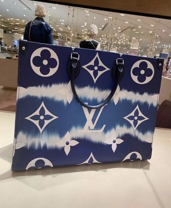 Louis Vuitton MONOGRAM 2020 SS Monogram Casual Style Unisex Blended Fabrics A4 2WAY Leather 