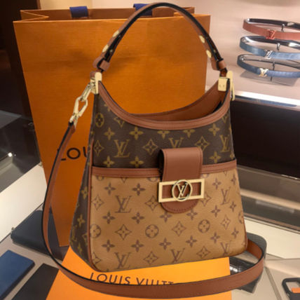 Louis Vuitton Hobo Dauphine Pm M45194 