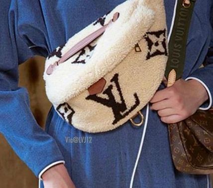 Louis Vuitton MONOGRAM 2019 20AW Bumbag M55425 