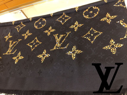 Louis Vuitton MONOGRAM 2020 SS Studdy Denim Monogram Shawl M75882 