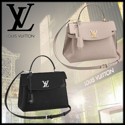 Louis Vuitton 2020 21AW Casual Style Plain Leather Elegant Style Crossbody Logo M51395 M56094 