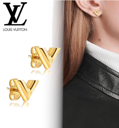 Louis Vuitton V 2020 21AW Essential V Stud Earrings M68153 