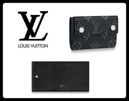 Louis Vuitton MONOGRAM Discovery Compact Wallet M67630 