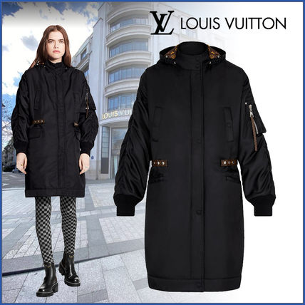 Louis Vuitton 2020 21AW Oversized Black Parka With Monogram Lining 1A81XT 