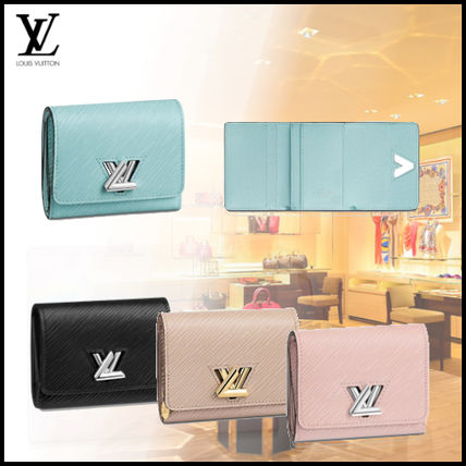 Louis Vuitton TWIST 2019 20AW Plain Leather Small Wallet Logo Folding Wallets 