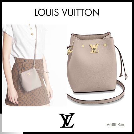 Louis Vuitton LOCKME Casual Style Calfskin 2WAY Plain Leather Elegant Style M69205 
