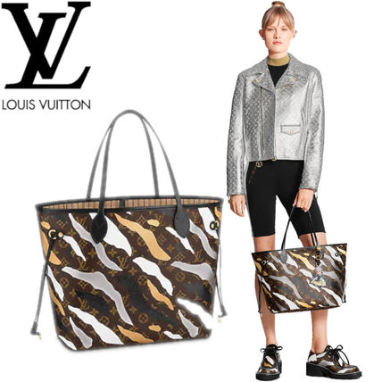 Louis Vuitton 2020 21AW Zebra Patterns Monogram Casual Style Plain Leather M45201 