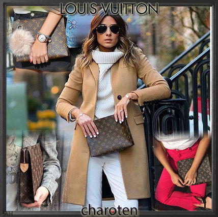 Louis Vuitton MONOGRAM 2018 19AW Monogram Unisex Canvas PouchesCosmetic Bags 