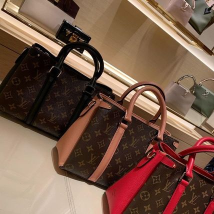 Louis Vuitton MONOGRAM 2020 SS Soufflot Mm M44903 M44817 