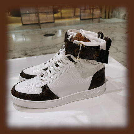 Louis Vuitton Leather Low Top Sneakers 1A87Q8 1A87Q7 1A87Q6 1A87Q5 1A87Q4 1A87Q3 1A87Q2 1A87Q1 1A87Q0 1A87PZ 