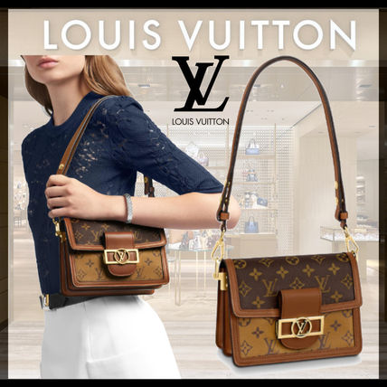 Louis Vuitton Monogram Casual Style Canvas Bi color Leather Party Style M44580 