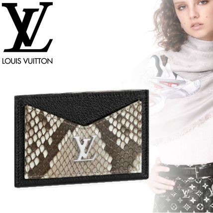 Louis Vuitton LOCKME 2019 20AW Unisex Calfskin Blended Fabrics Bi color Python Logo M68610 N97001 