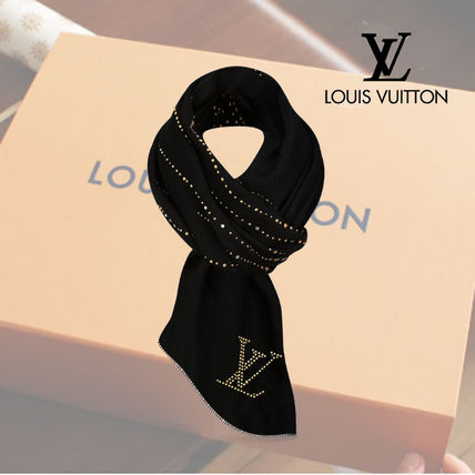 Louis Vuitton Unisex Logo KnitFur Scarves M71596 