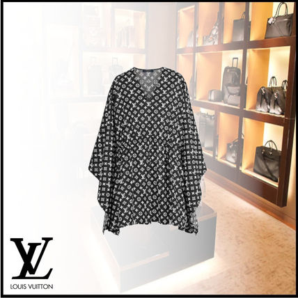 Louis Vuitton 2020 Cruise Light Cape Dress 1A60EW 1A60EV 1A60EX 
