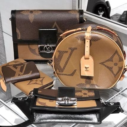 Louis Vuitton MONOGRAM 2019 20AW Bumbag Dauphine M67696 