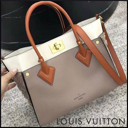 Louis Vuitton On My Side M53825 M53826 