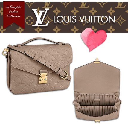 Louis Vuitton 2020 SS Pochette Metis M44881 
