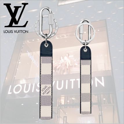 Louis Vuitton Dragonne Key Holder M68280 