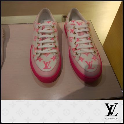 Louis Vuitton Monogram Rubber Sole Casual Style Low Top Sneakers 1A65TN 