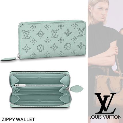 Louis Vuitton MONOGRAM 2020 SS Monogram Calfskin Leather Logo Long Wallets 