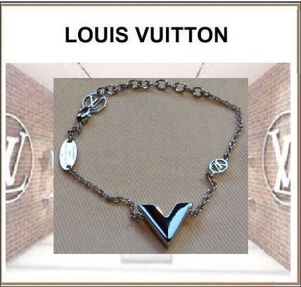 Louis Vuitton V 2019 20AW Bracelets 