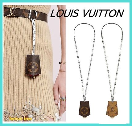 Louis Vuitton MONOGRAM 2019 SS Monogram Giant Oversize Key Case M67849 