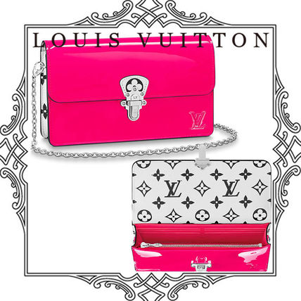 Louis Vuitton MONOGRAM Cherrywood Chain Wallet M67793 