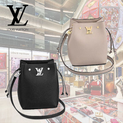 Louis Vuitton LOCKME 2020 SS Blended Fabrics Leather Elegant Style Logo Shoulder Bags M69205 M68709 