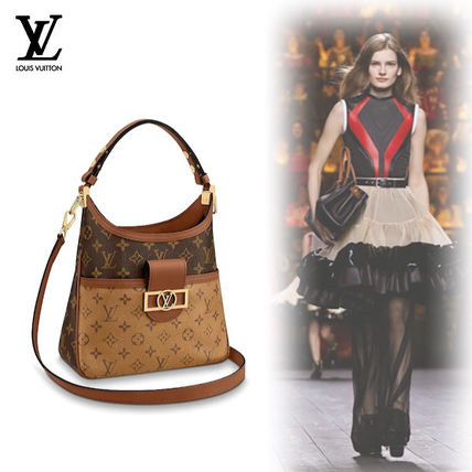 Louis Vuitton MONOGRAM 2020 21AW Casual Style Formal Style Shoulder Bags M45194 