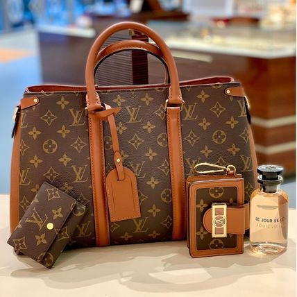 Louis Vuitton MONOGRAM 2020 SS Soufflot Mm M44817M44903 