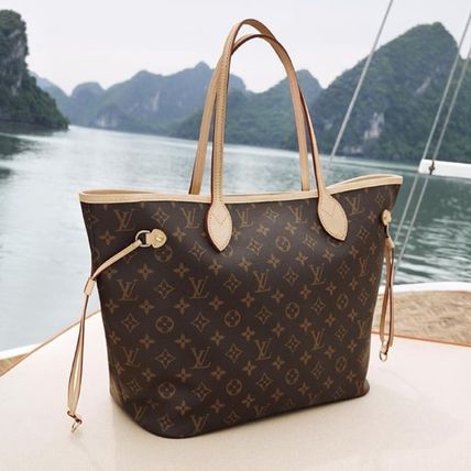 Louis Vuitton NEVERFULL 2020 SS Stripes Monogram Canvas Blended Fabrics A4 2WAY Bi color M40995 M41177 M41178 