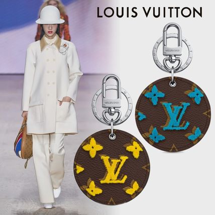 Louis Vuitton MONOGRAM Monogram Unisex Leather KeychainsBag Charms 